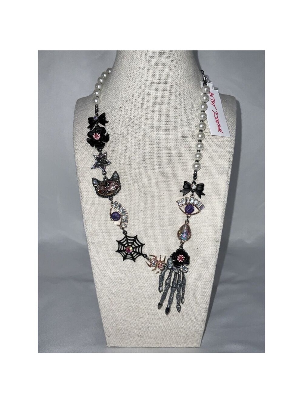 BETSEY JOHNSON SKELETON SPIDERWEB CAT MASKS RHINESTONE PEARLS HALLOWEEN NECKLACE